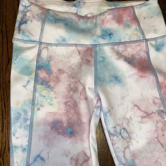 MATCHING workout set. - Picture 2 of 8